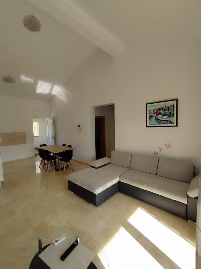 Apartmani Bakran Lopar Exterior photo