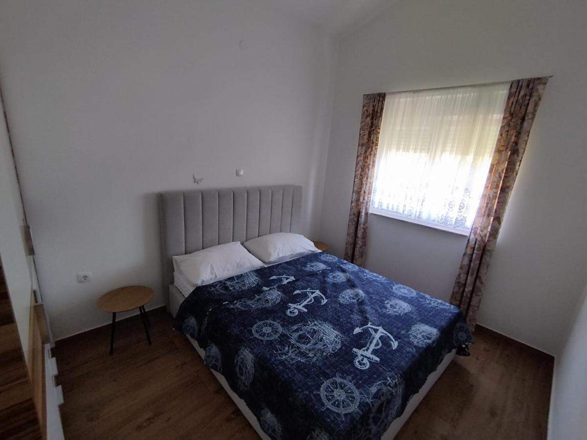 Apartmani Bakran Lopar Exterior photo